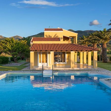 Residence Vista Del Mare アカラヴィ エクステリア 写真