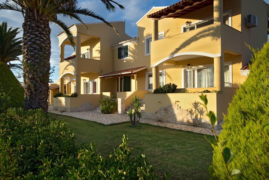 Residence Vista Del Mare アカラヴィ エクステリア 写真