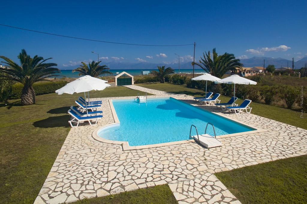 Residence Vista Del Mare アカラヴィ エクステリア 写真