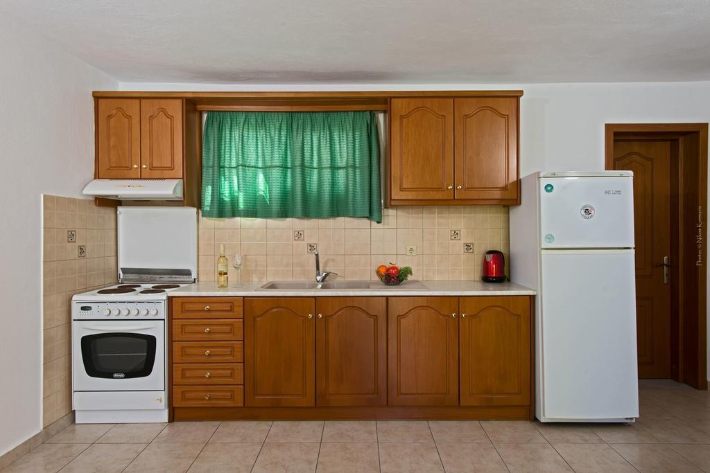 Residence Vista Del Mare アカラヴィ エクステリア 写真