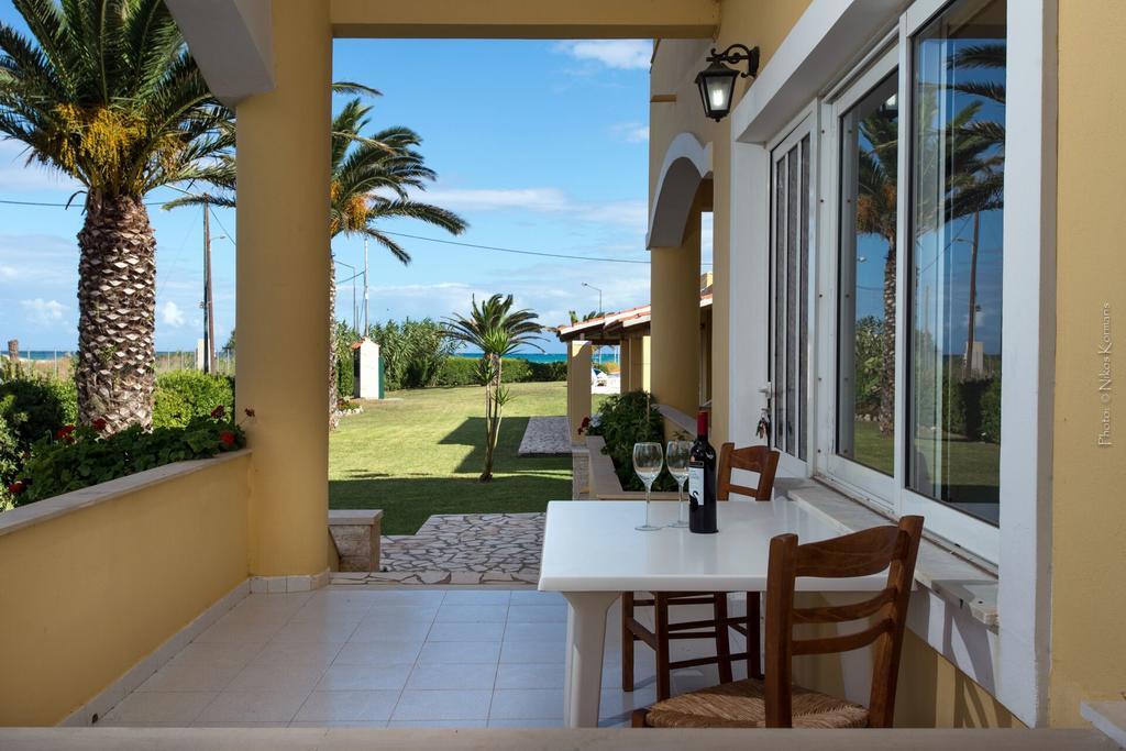 Residence Vista Del Mare アカラヴィ エクステリア 写真