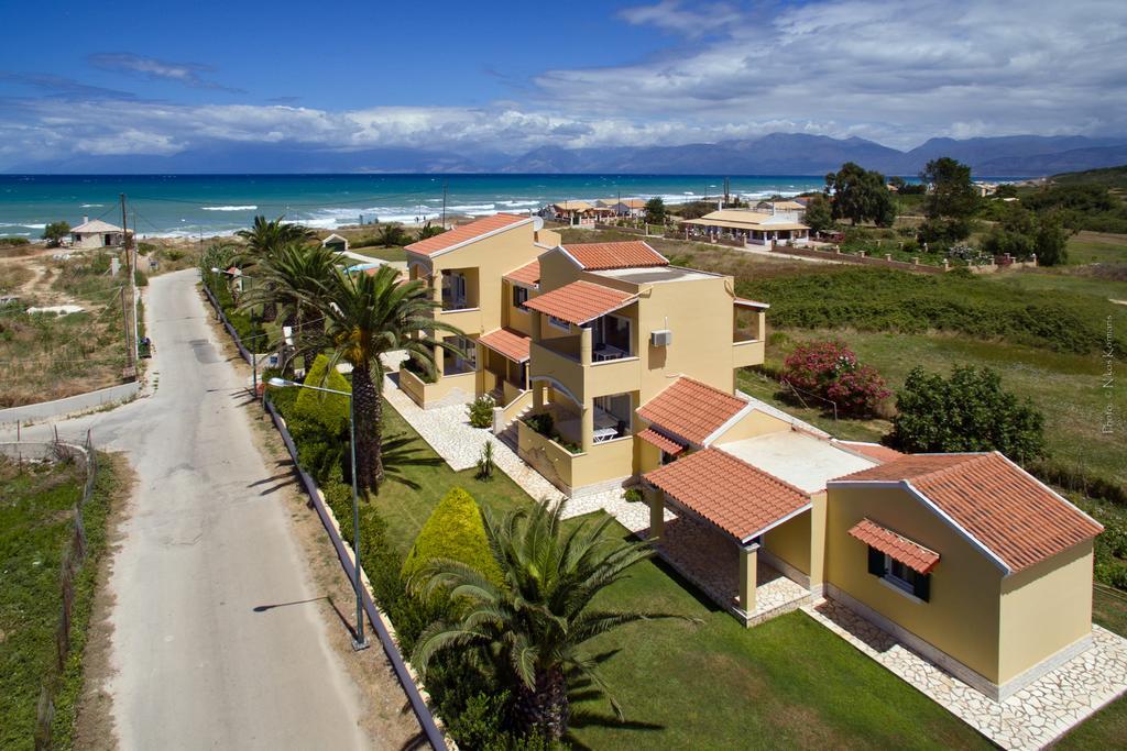 Residence Vista Del Mare アカラヴィ エクステリア 写真